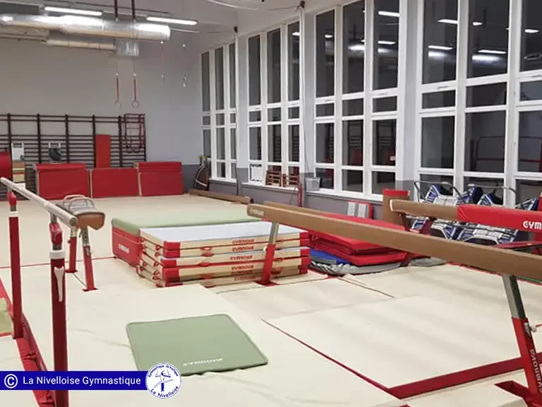 La-nivelloise-gymnastique-salle-01-768